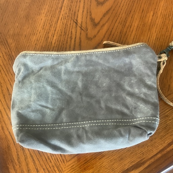 SALE NWOT “Myra Bag” Clutch/Cosmetic Bag 9”x 7” Canvas/Upholstery Recycled FIRM - Picture 12 of 14